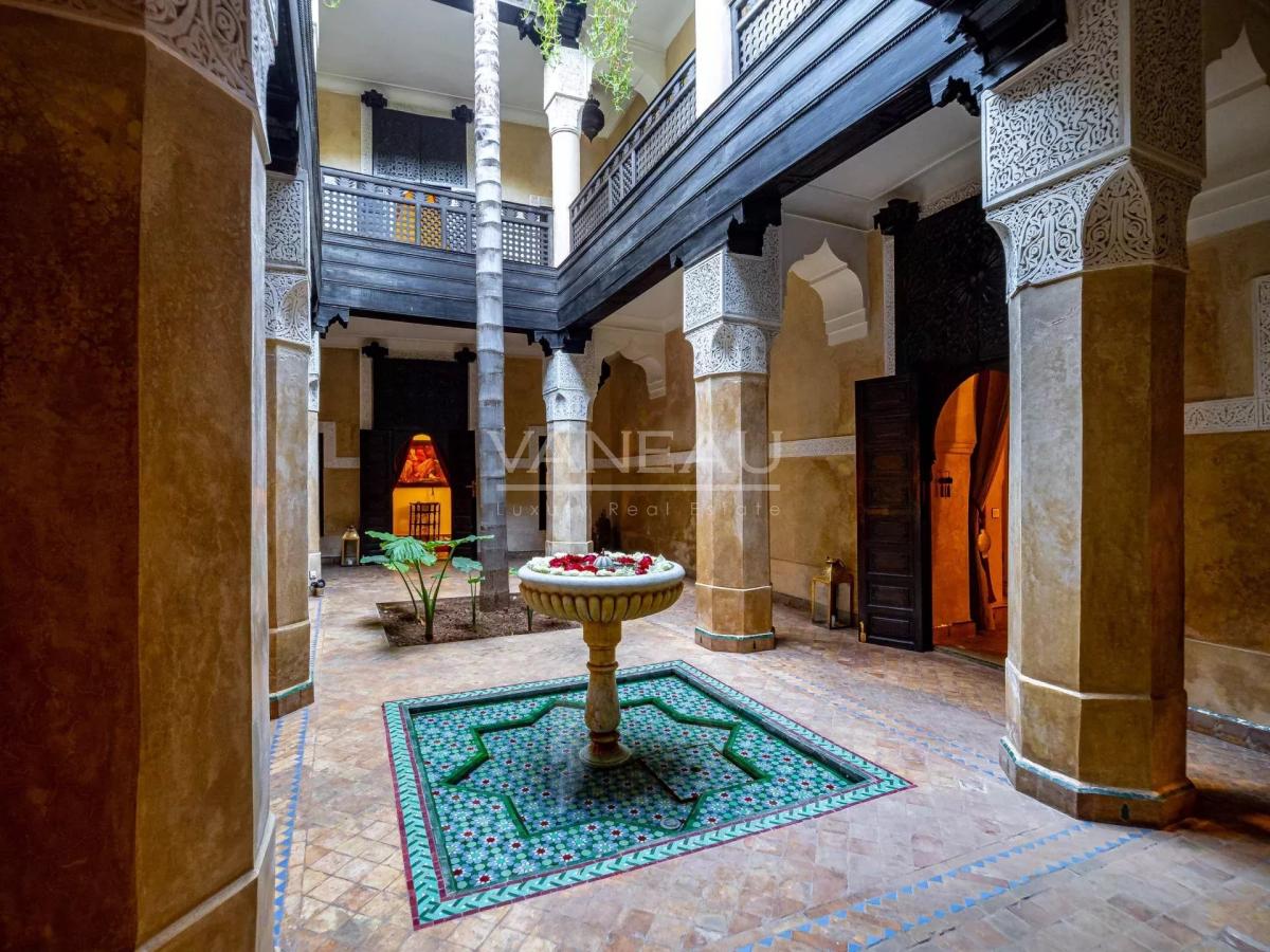 Magnifique maison d'hôtes de 11 suites en médina