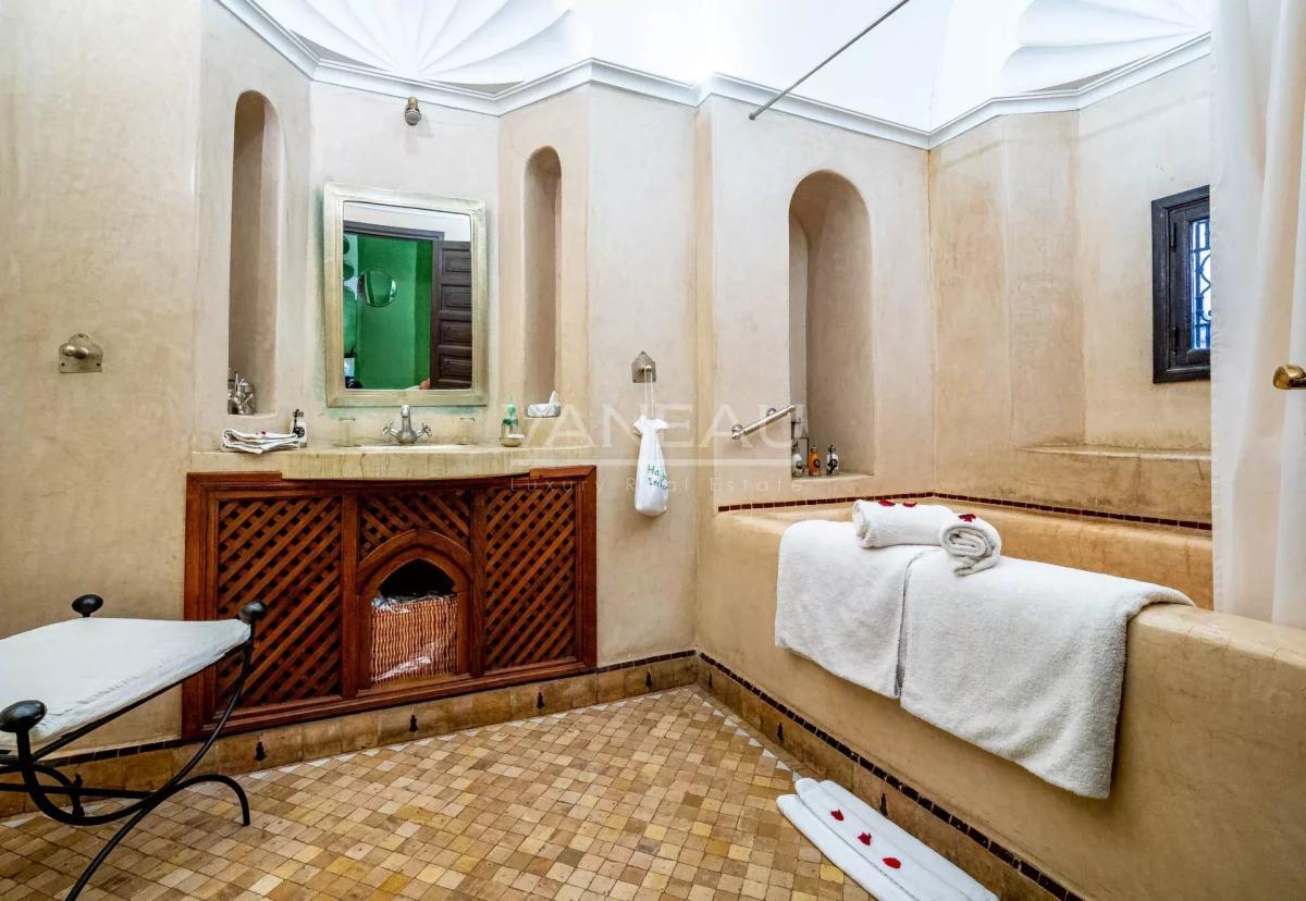Magnifique maison d'hôtes de 11 suites en médina