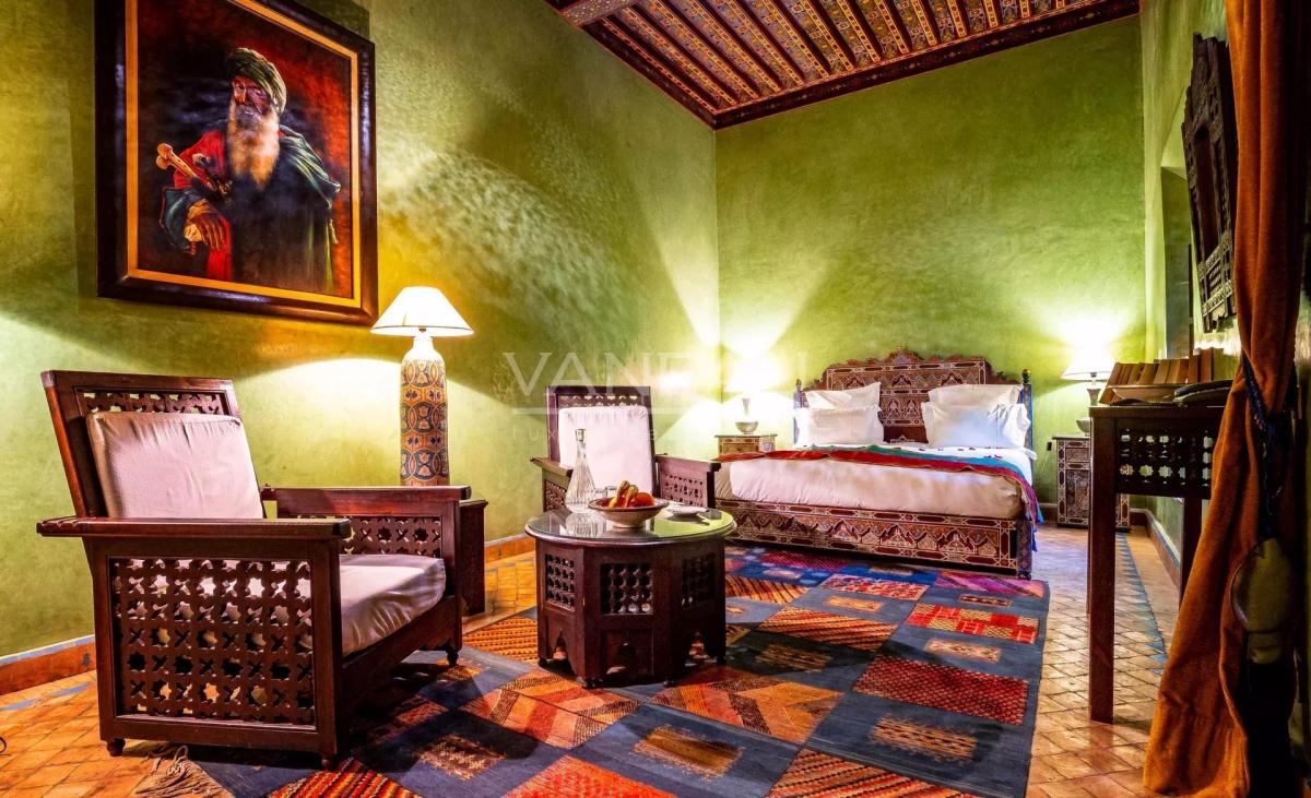 Magnifique maison d'hôtes de 11 suites en médina