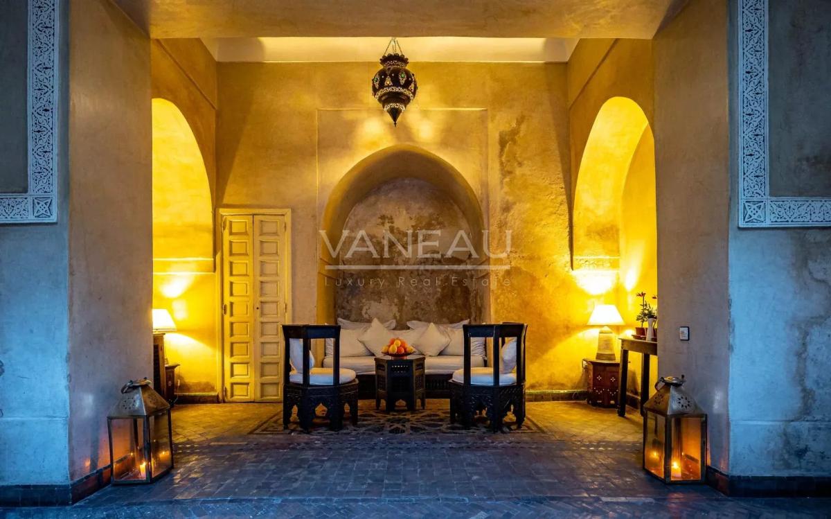 Magnifique maison d'hôtes de 11 suites en médina