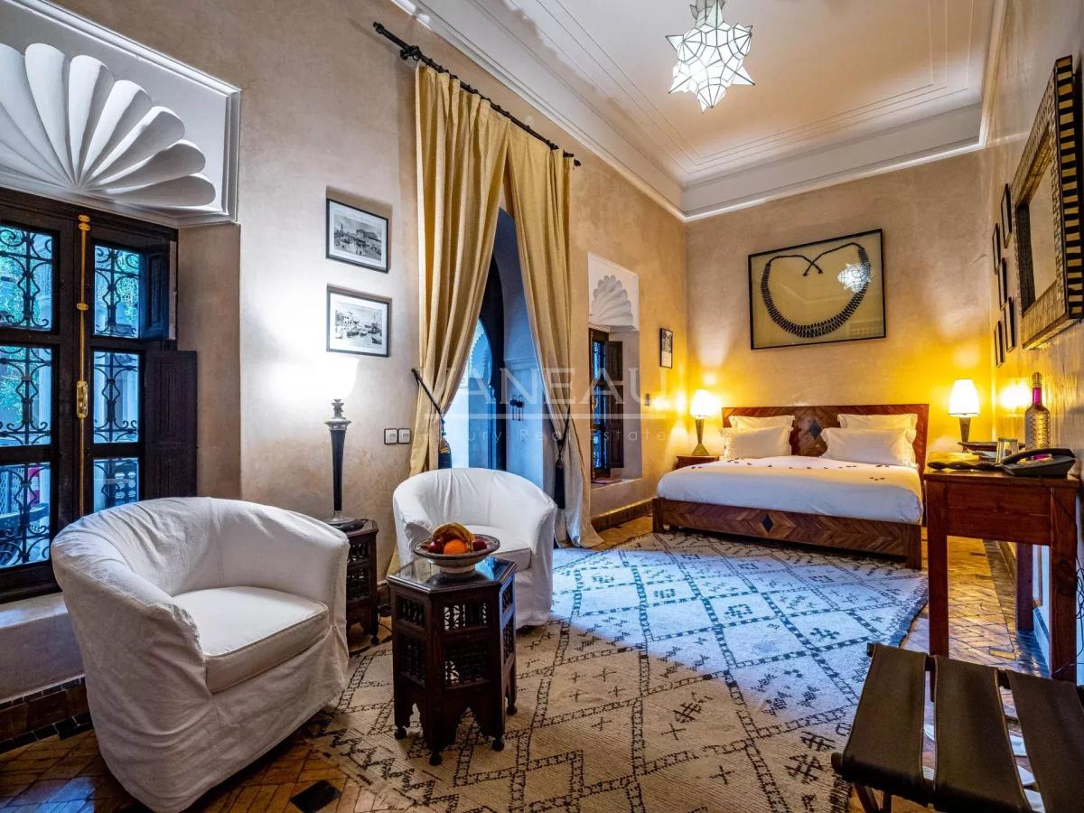 Magnifique maison d'hôtes de 11 suites en médina