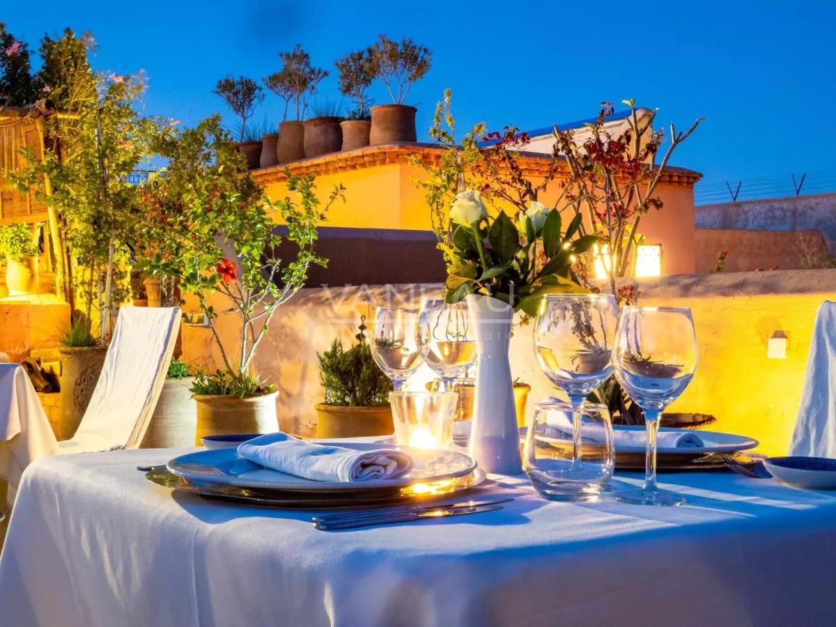 Magnifique maison d'hôtes de 11 suites en médina