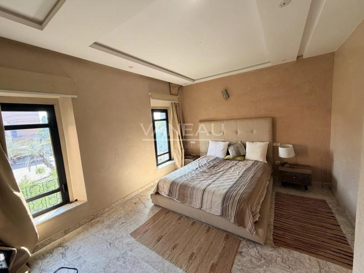 Villa 4 chambres avec piscine – Proche aéroport et centre-ville