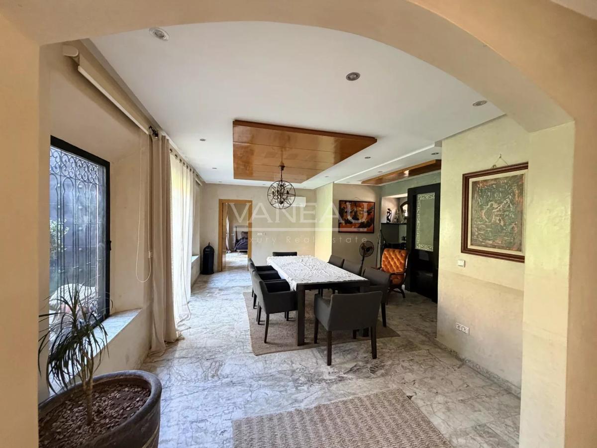 Villa 4 chambres avec piscine – Proche aéroport et centre-ville