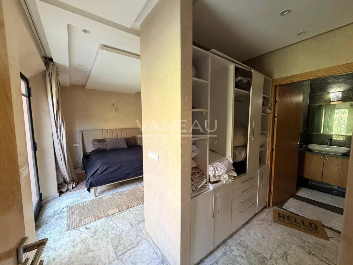 Villa 4 chambres avec piscine – Proche aéroport et centre-ville
