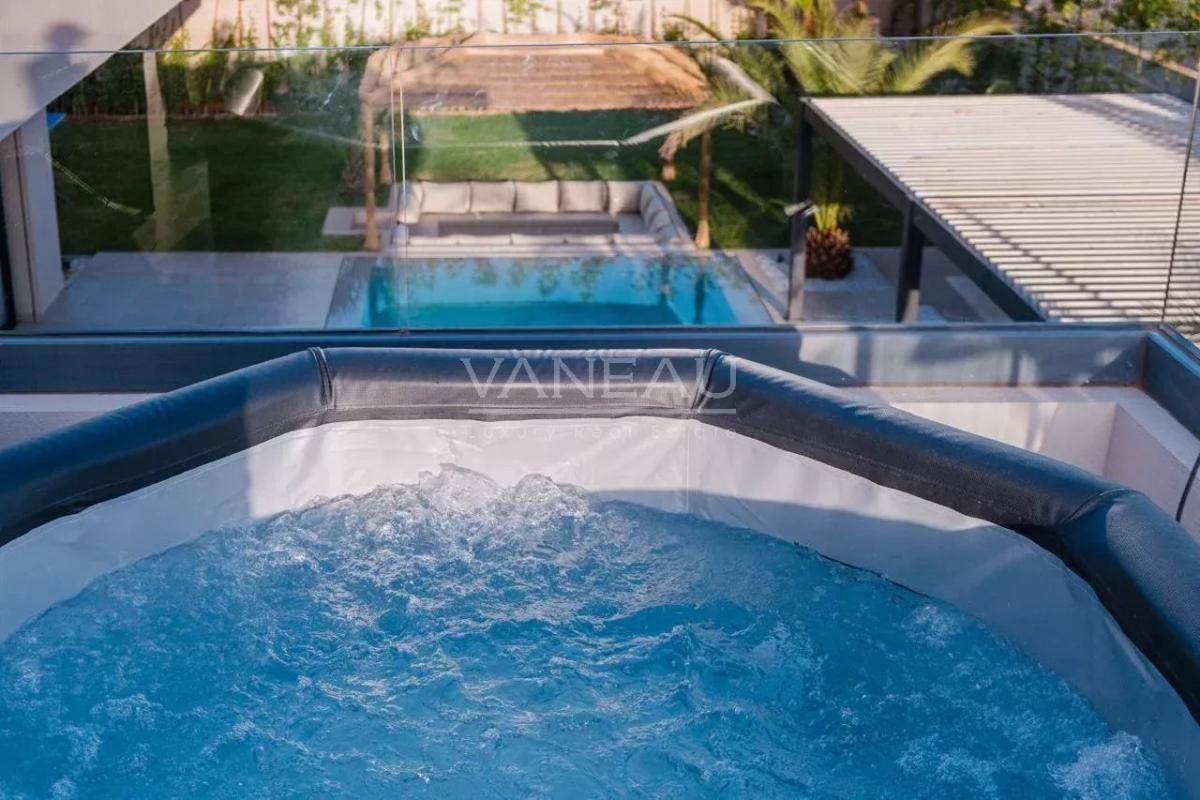 Villa contemporaine 5 chambres route de l'Ourika