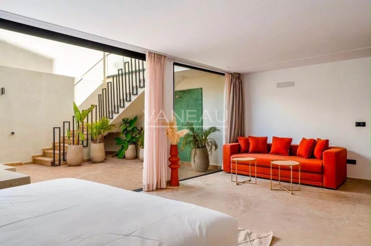 Villa contemporaine avec piscine et vue sur l’Atlas
