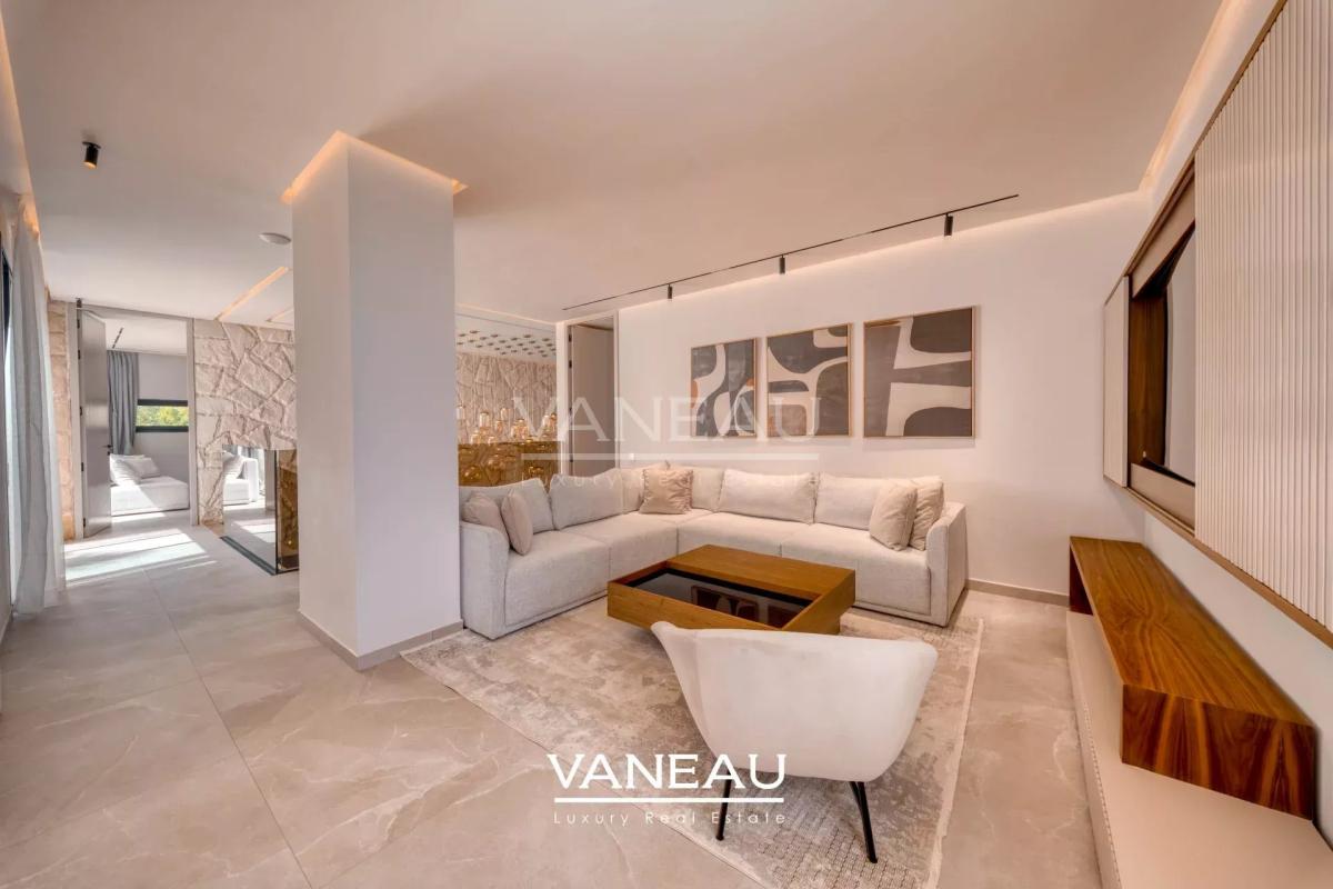 Villa contemporaine avec piscine et vue sur l’Atlas