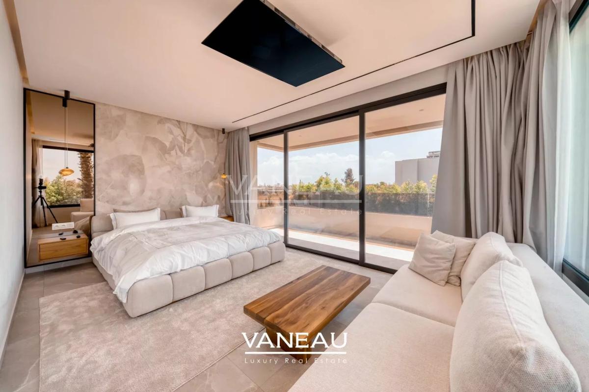 Villa contemporaine avec piscine et vue sur l’Atlas