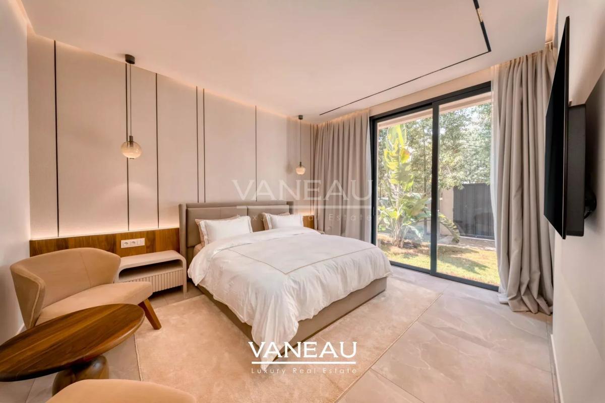 Villa contemporaine avec piscine et vue sur l’Atlas