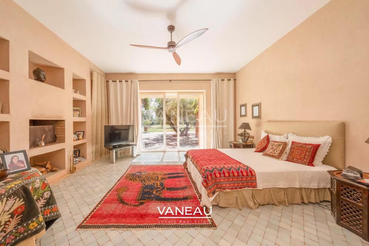 Propriété à vendre route de Fes avec VNA