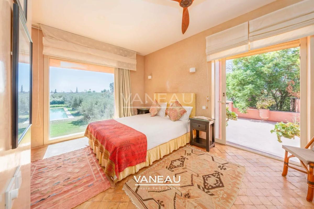 Propriété à vendre route de Fes avec VNA