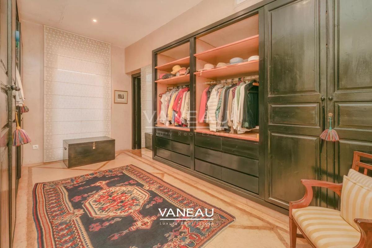 Propriété à vendre route de Fes avec VNA