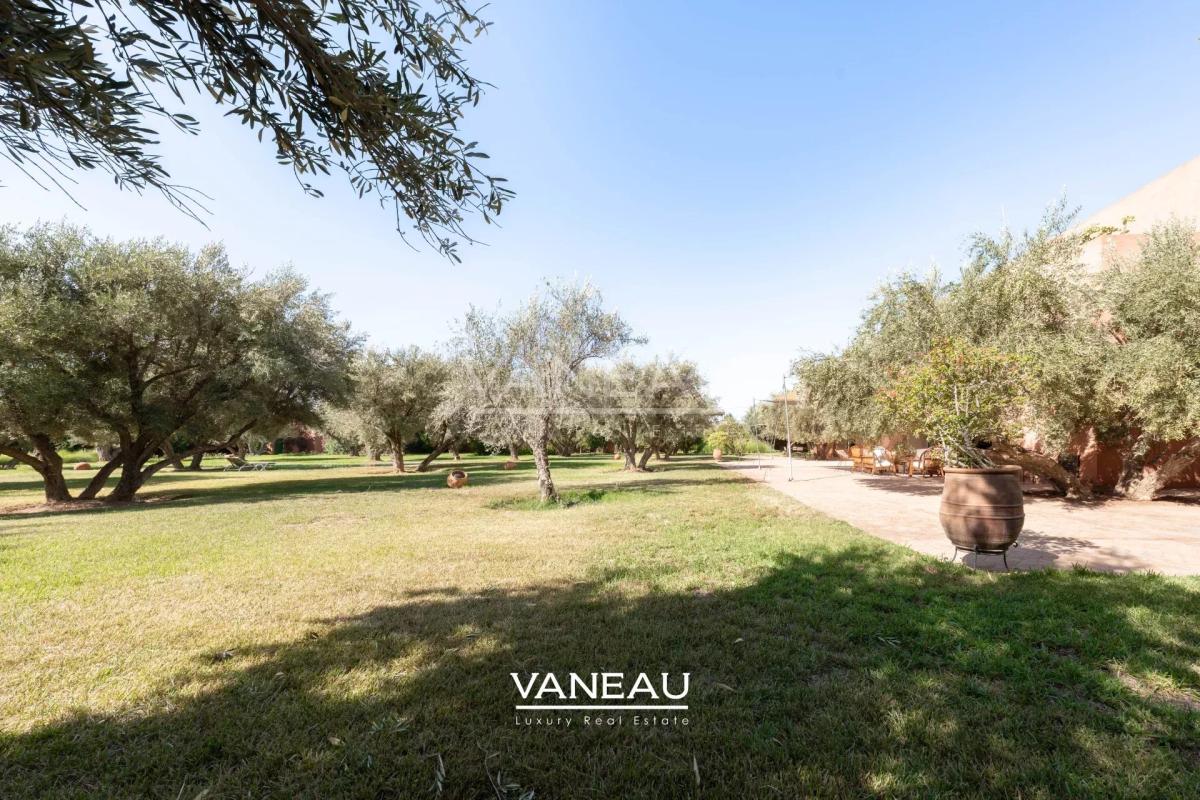 Propriété à vendre route de Fes avec VNA