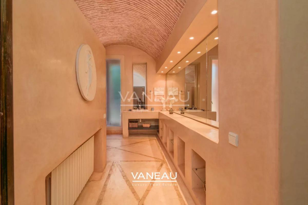 Propriété à vendre route de Fes avec VNA
