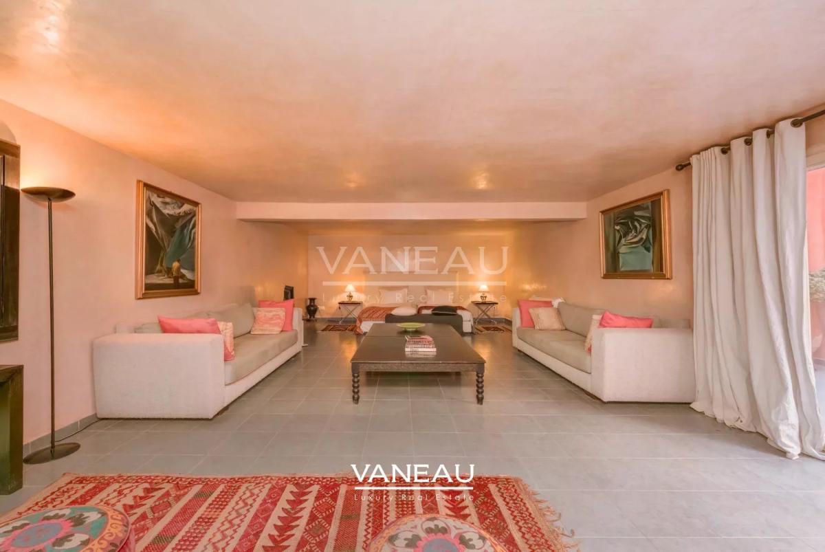 Propriété à vendre route de Fes avec VNA