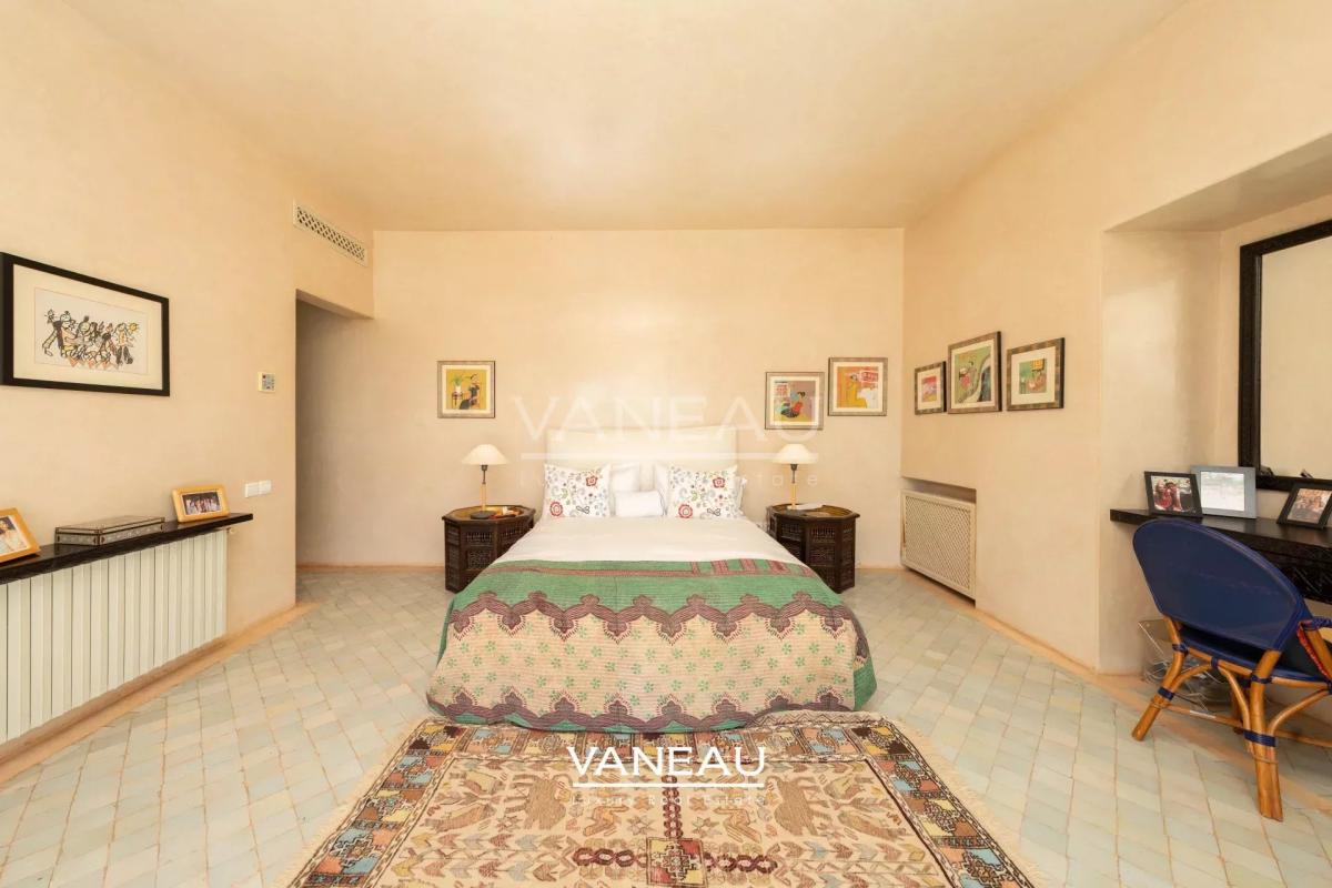 Propriété à vendre route de Fes avec VNA