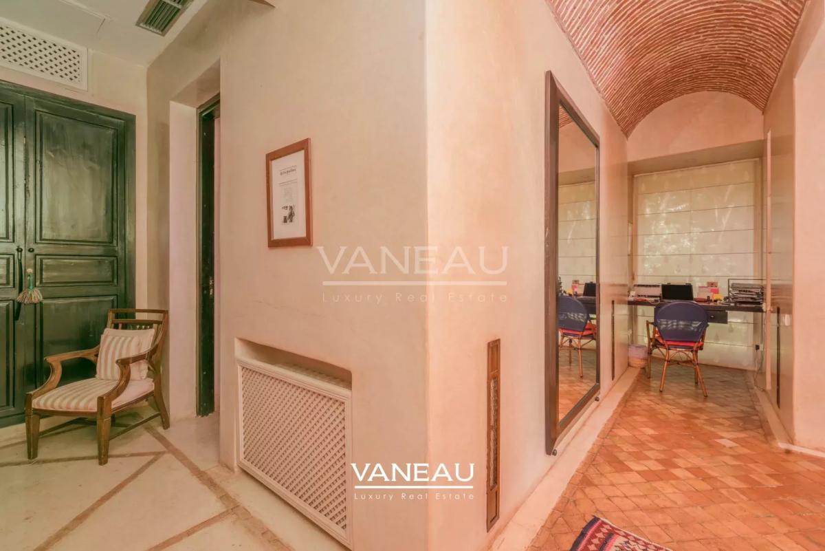 Propriété à vendre route de Fes avec VNA
