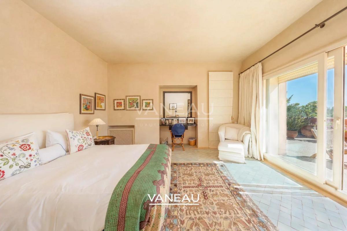 Propriété à vendre route de Fes avec VNA