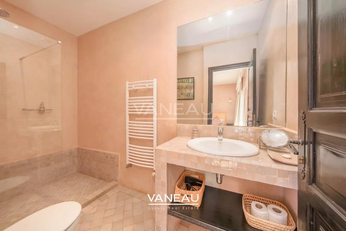 Propriété à vendre route de Fes avec VNA