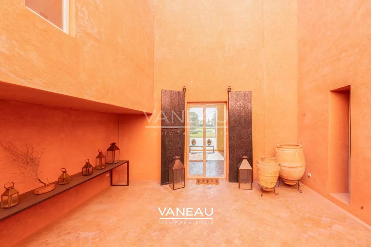 Propriété à vendre route de Fes avec VNA