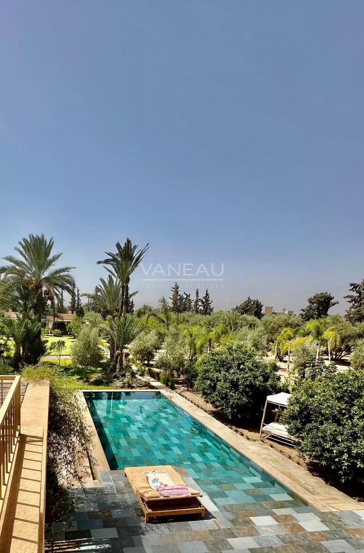 Villa d’exception à vendre - Route de Fes