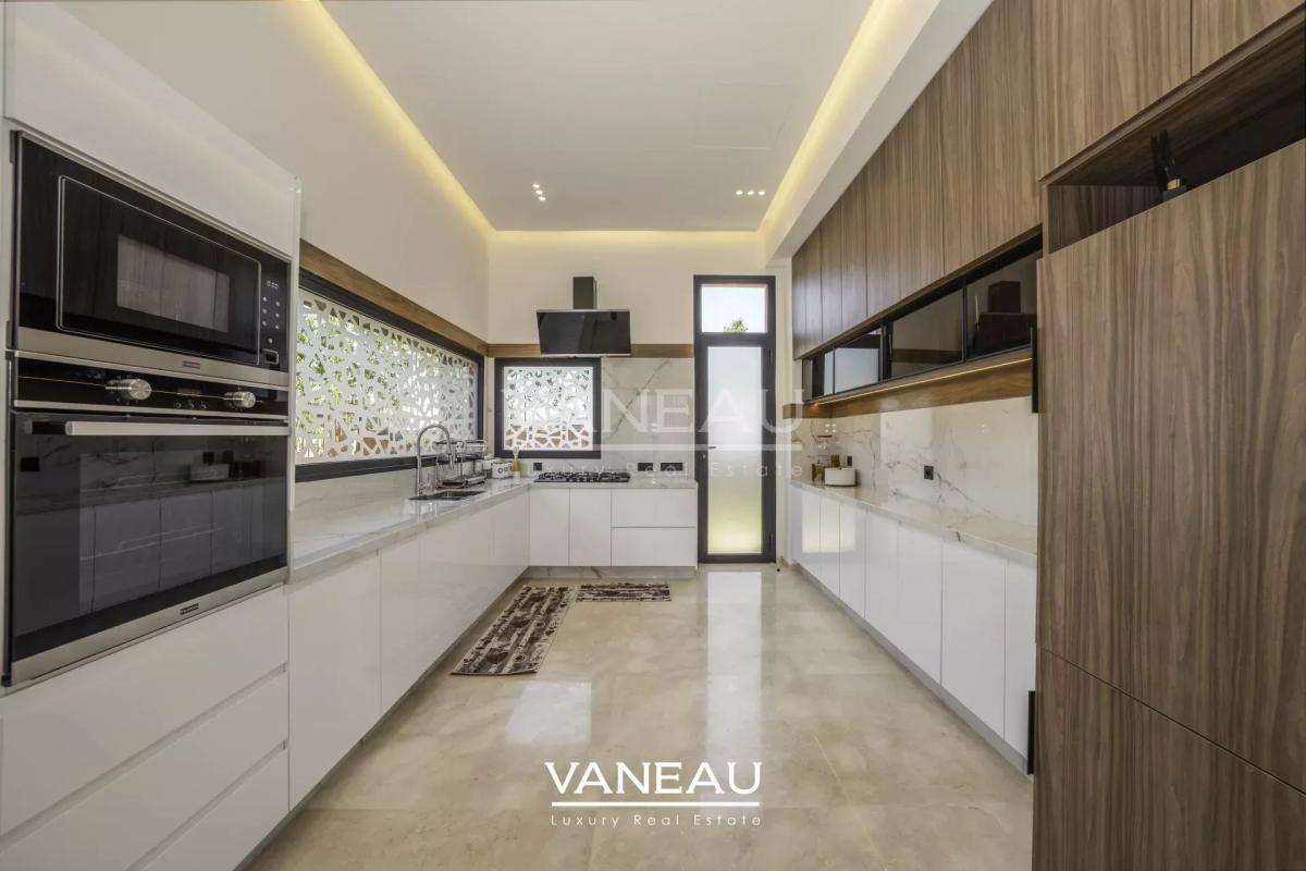 Villa à 10 minutes du centre-ville avec finitions haut de gamme