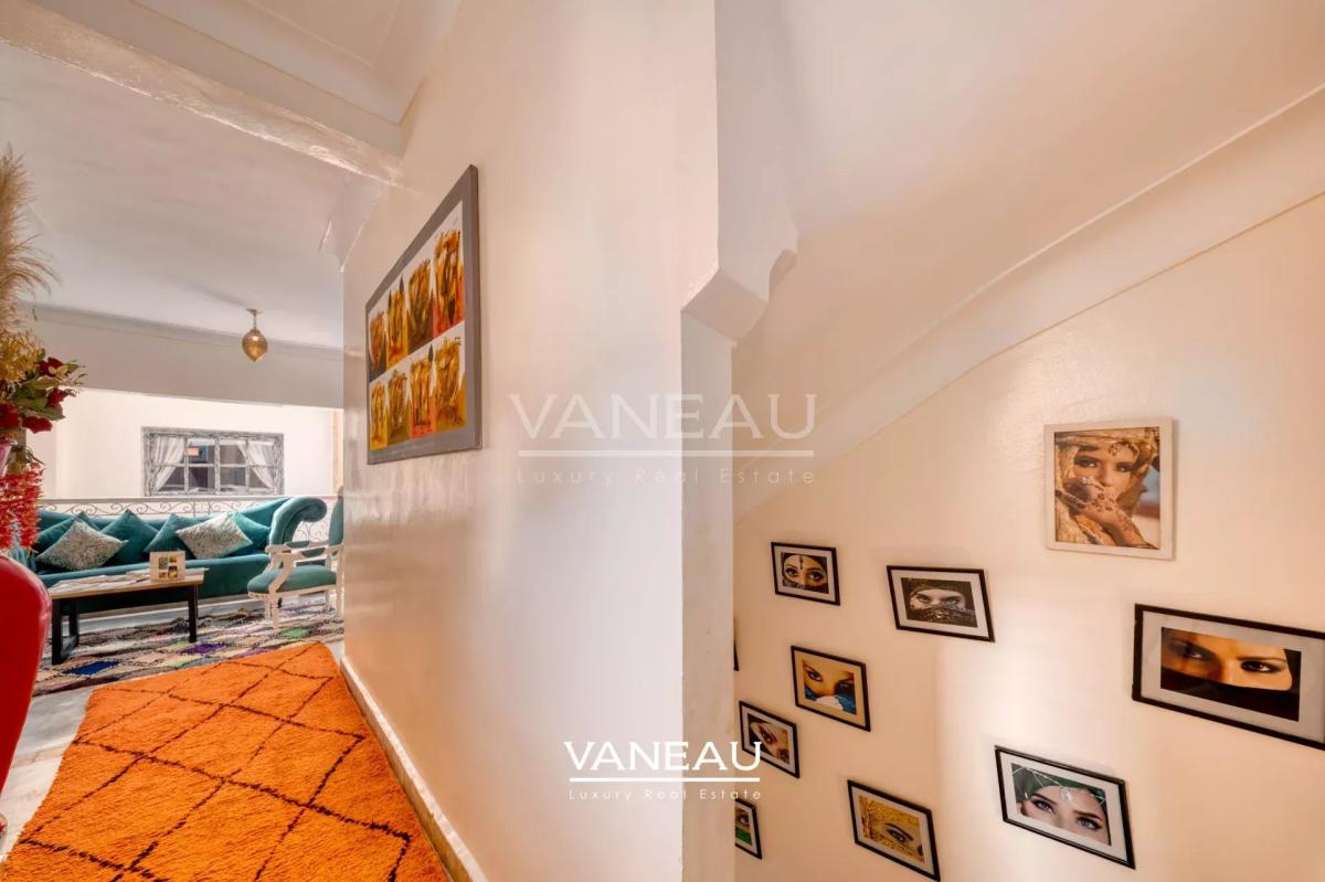 Maison d'hôte de 9 chambres avec bassin