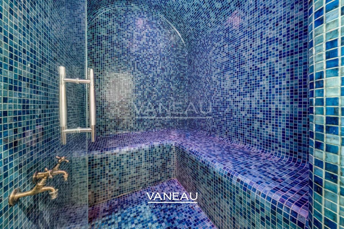 Villa au calme avec piscine – Route de Ouarzazate