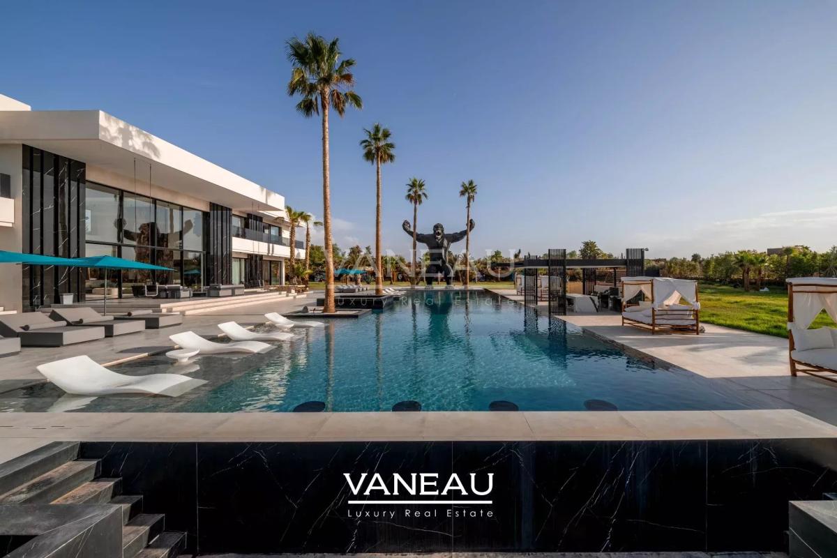 Villa de luxe à vendre à Marrakech avec AVNA – Vue panoramique sur l’Atlas