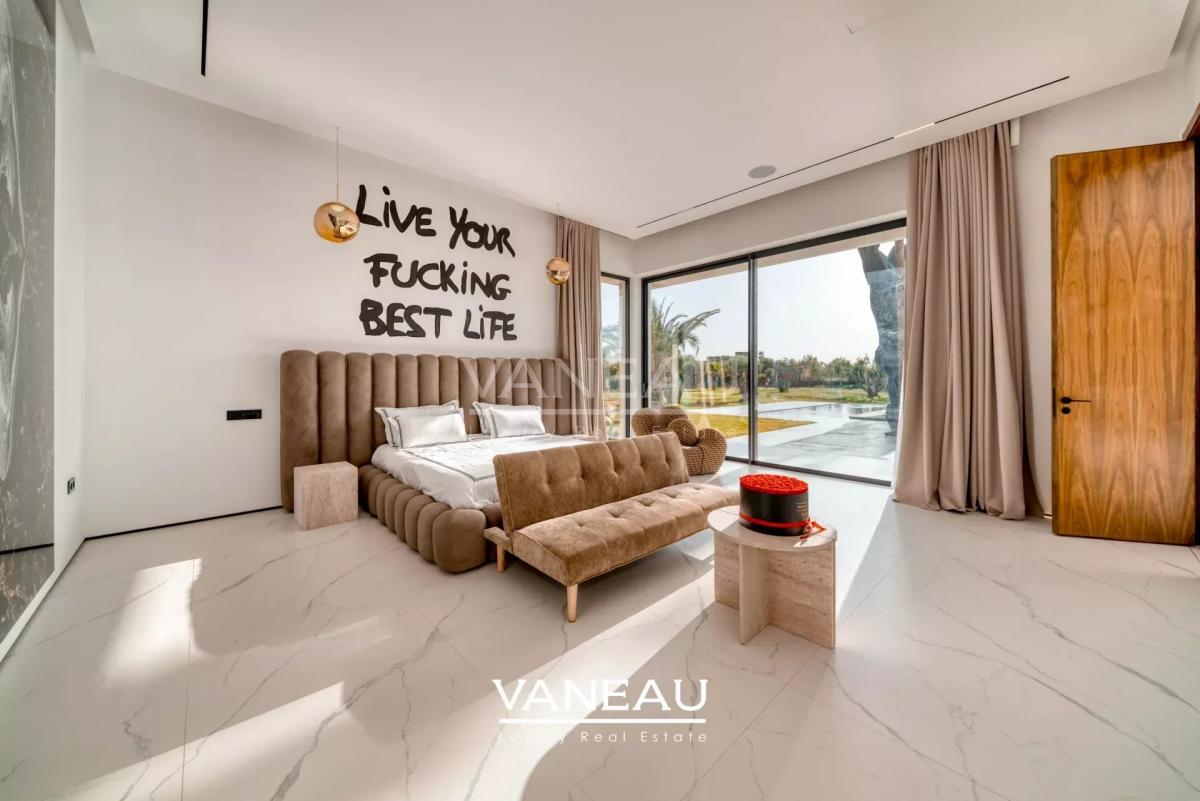 Villa de luxe à vendre à Marrakech avec AVNA – Vue panoramique sur l’Atlas
