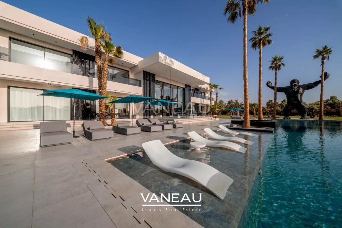 Villa de luxe à vendre à Marrakech avec AVNA – Vue panoramique sur l’Atlas