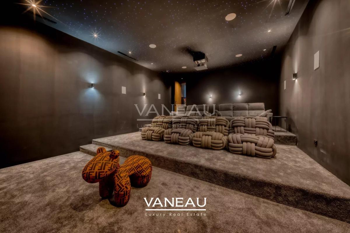 Villa de luxe à vendre à Marrakech avec AVNA – Vue panoramique sur l’Atlas
