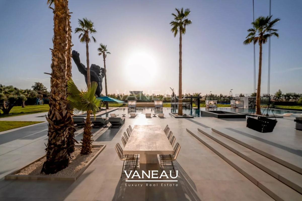 Villa de luxe à vendre à Marrakech avec AVNA – Vue panoramique sur l’Atlas