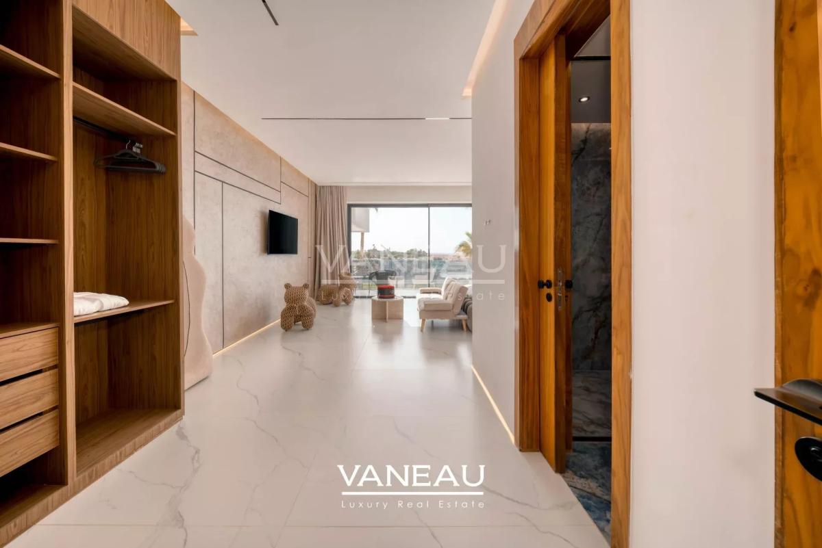Villa de luxe à vendre à Marrakech avec AVNA – Vue panoramique sur l’Atlas