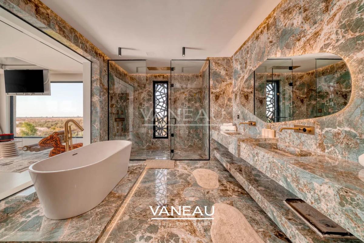 Villa de luxe à vendre à Marrakech avec AVNA – Vue panoramique sur l’Atlas