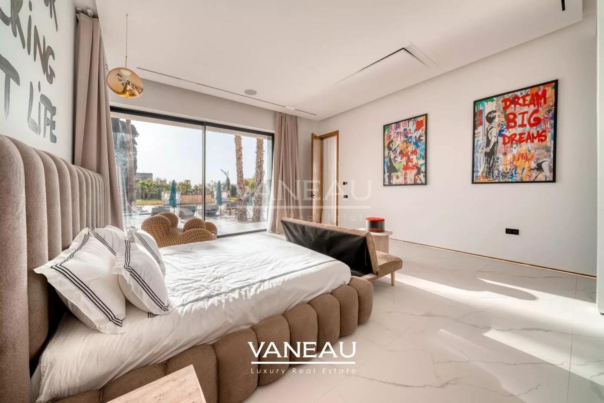 Villa de luxe à vendre à Marrakech avec AVNA – Vue panoramique sur l’Atlas
