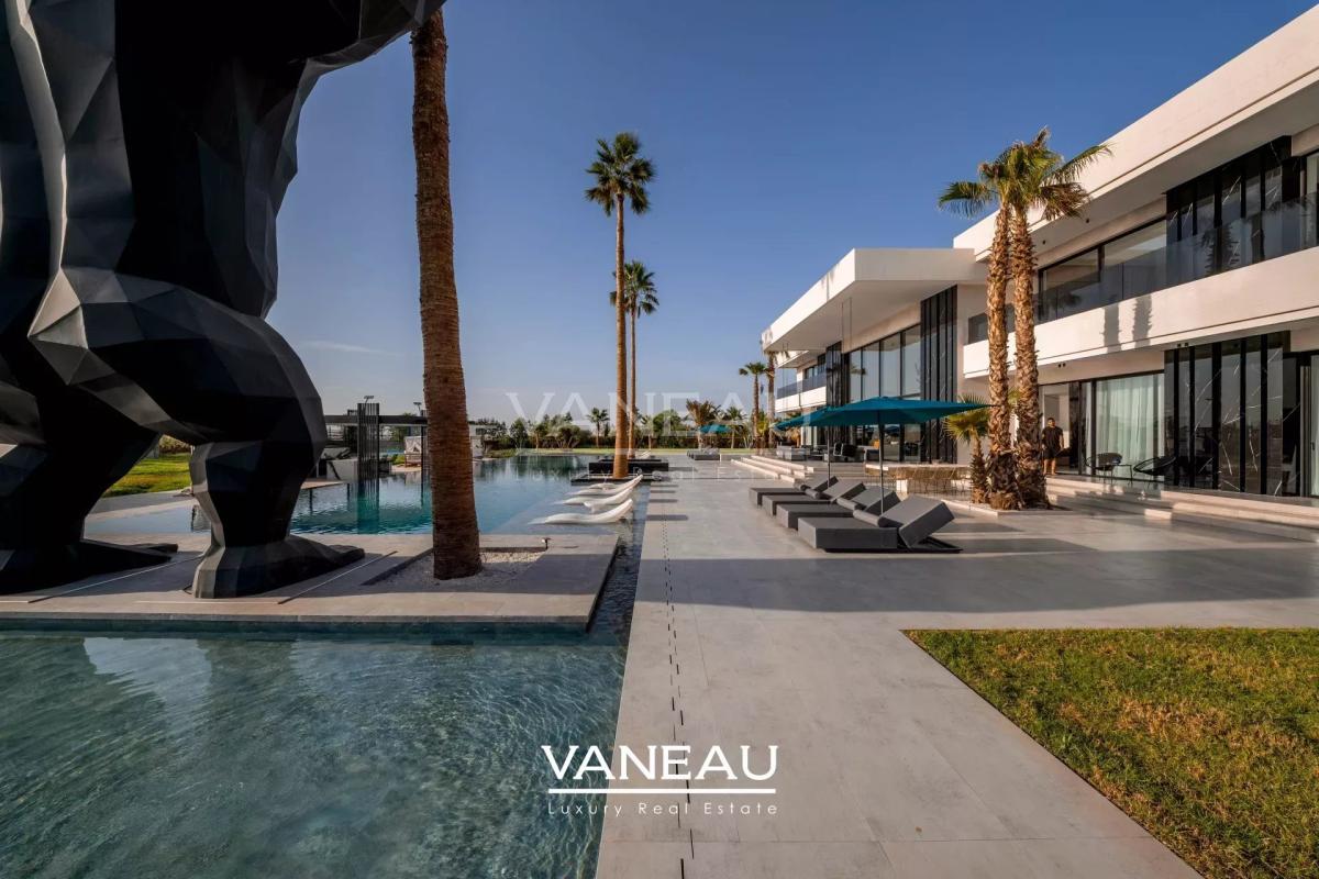 Villa de luxe à vendre à Marrakech avec AVNA – Vue panoramique sur l’Atlas