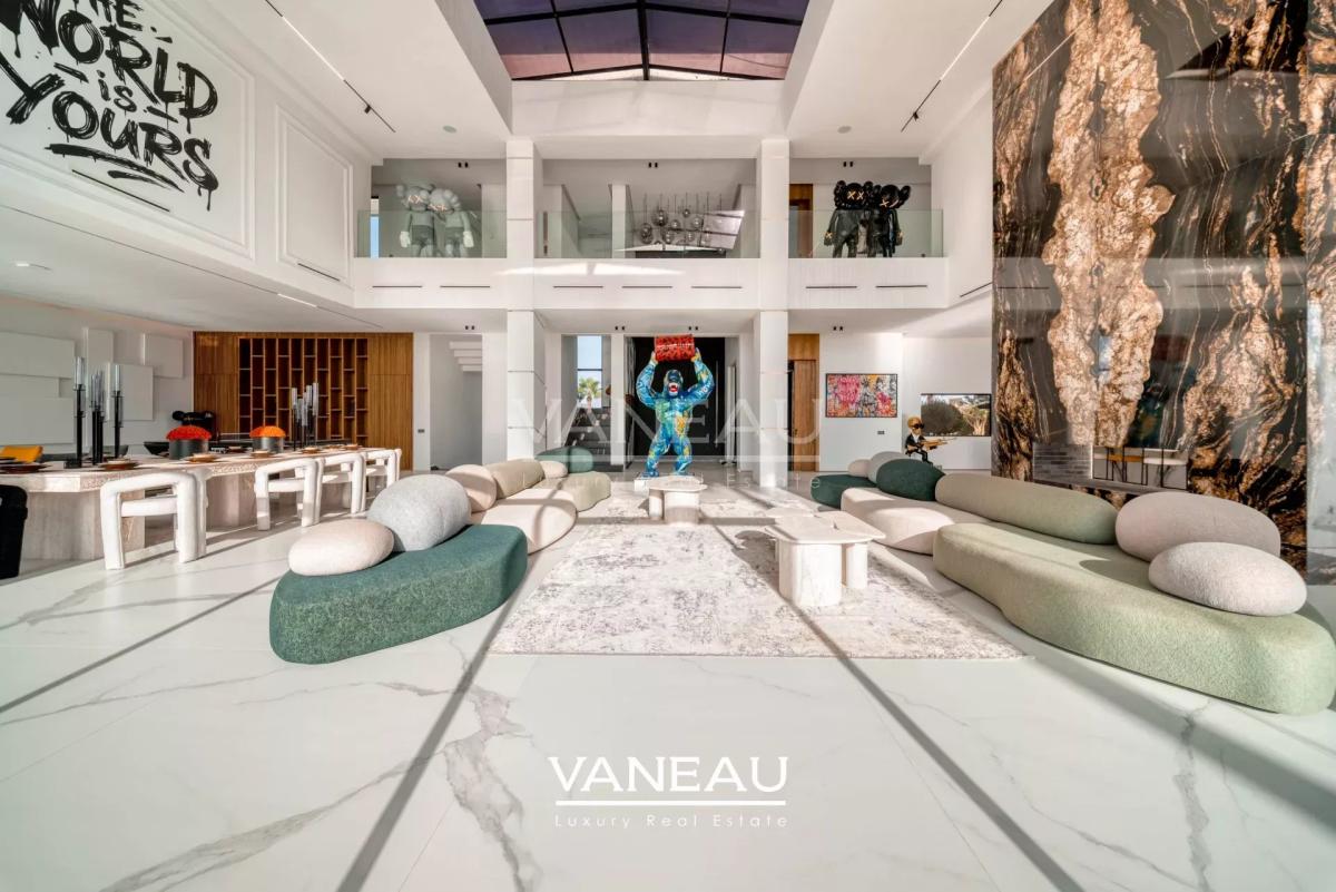 Villa de luxe à vendre à Marrakech avec AVNA – Vue panoramique sur l’Atlas