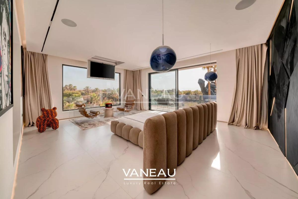 Villa de luxe à vendre à Marrakech avec AVNA – Vue panoramique sur l’Atlas