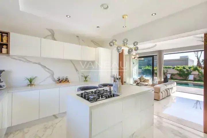 Superbe villa contemporaine 5 suites