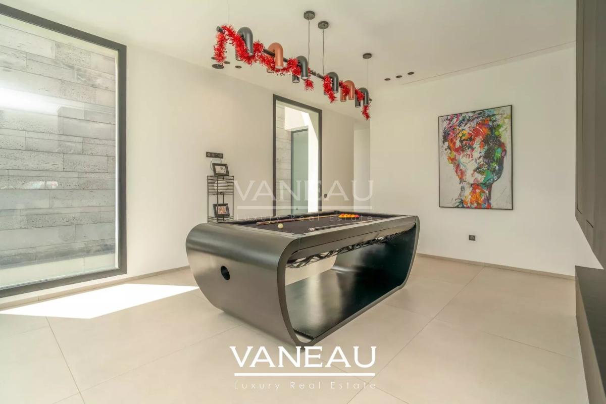 Villa Contemporaine d’Architecte et Domotique Intégrée