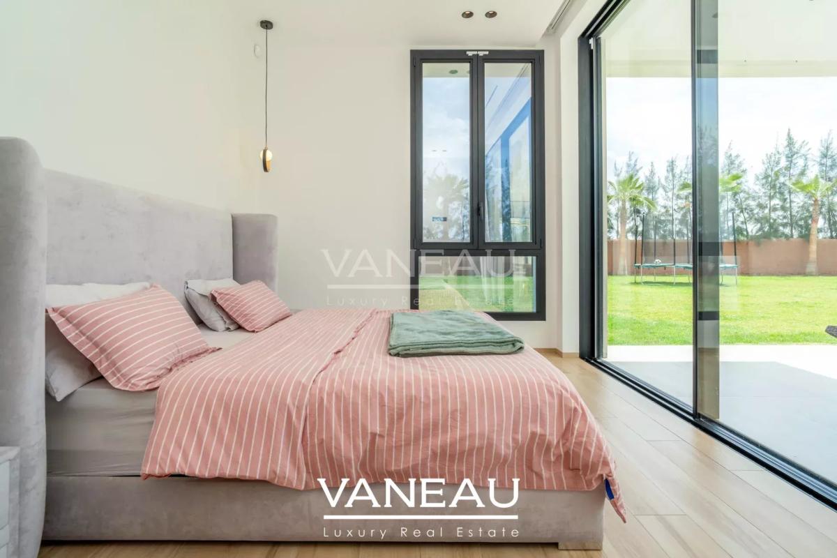 Villa Contemporaine d’Architecte et Domotique Intégrée