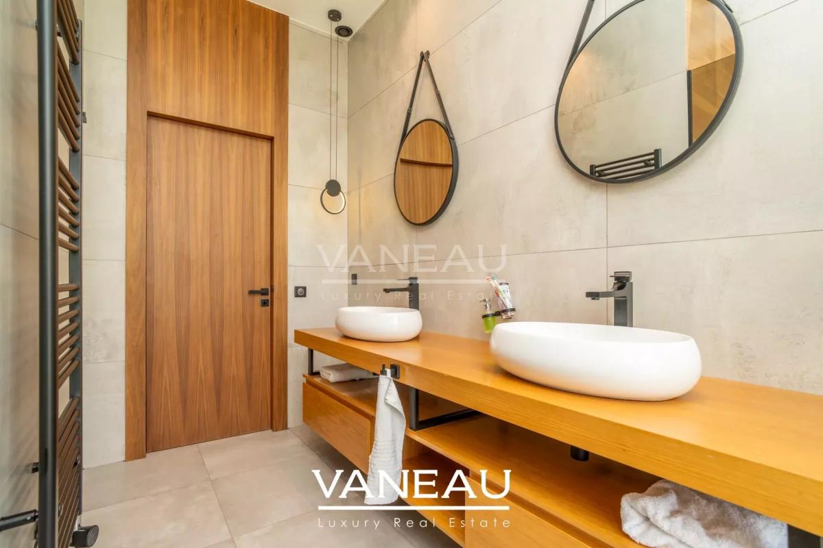 Villa Contemporaine d’Architecte et Domotique Intégrée
