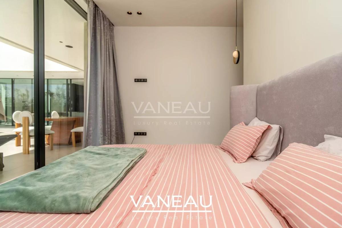 Villa Contemporaine d’Architecte et Domotique Intégrée