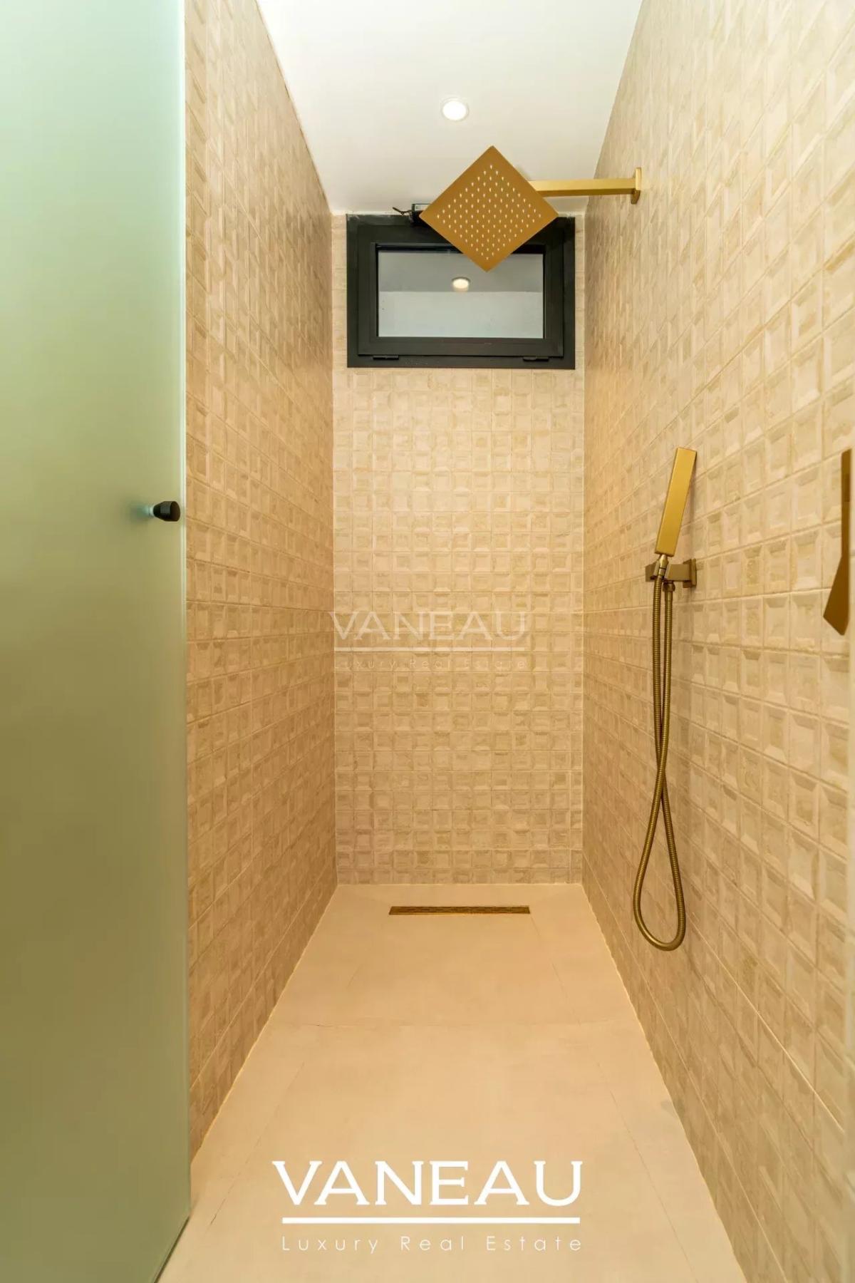 Villa Contemporaine d’Architecte et Domotique Intégrée