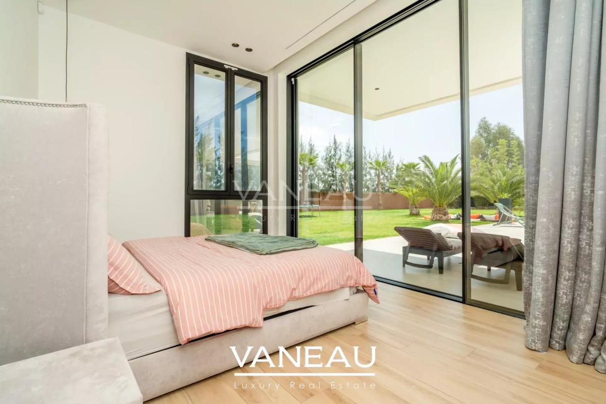 Villa Contemporaine d’Architecte et Domotique Intégrée