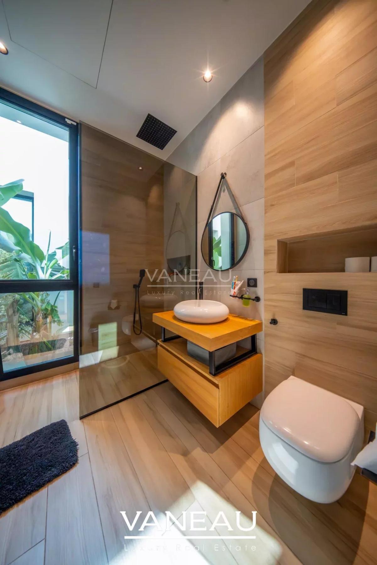 Villa Contemporaine d’Architecte et Domotique Intégrée