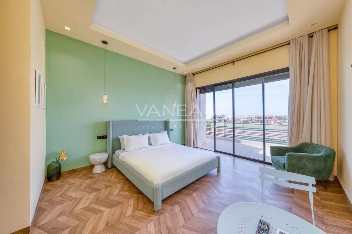 Villa au coeur d'un prestigieux golf