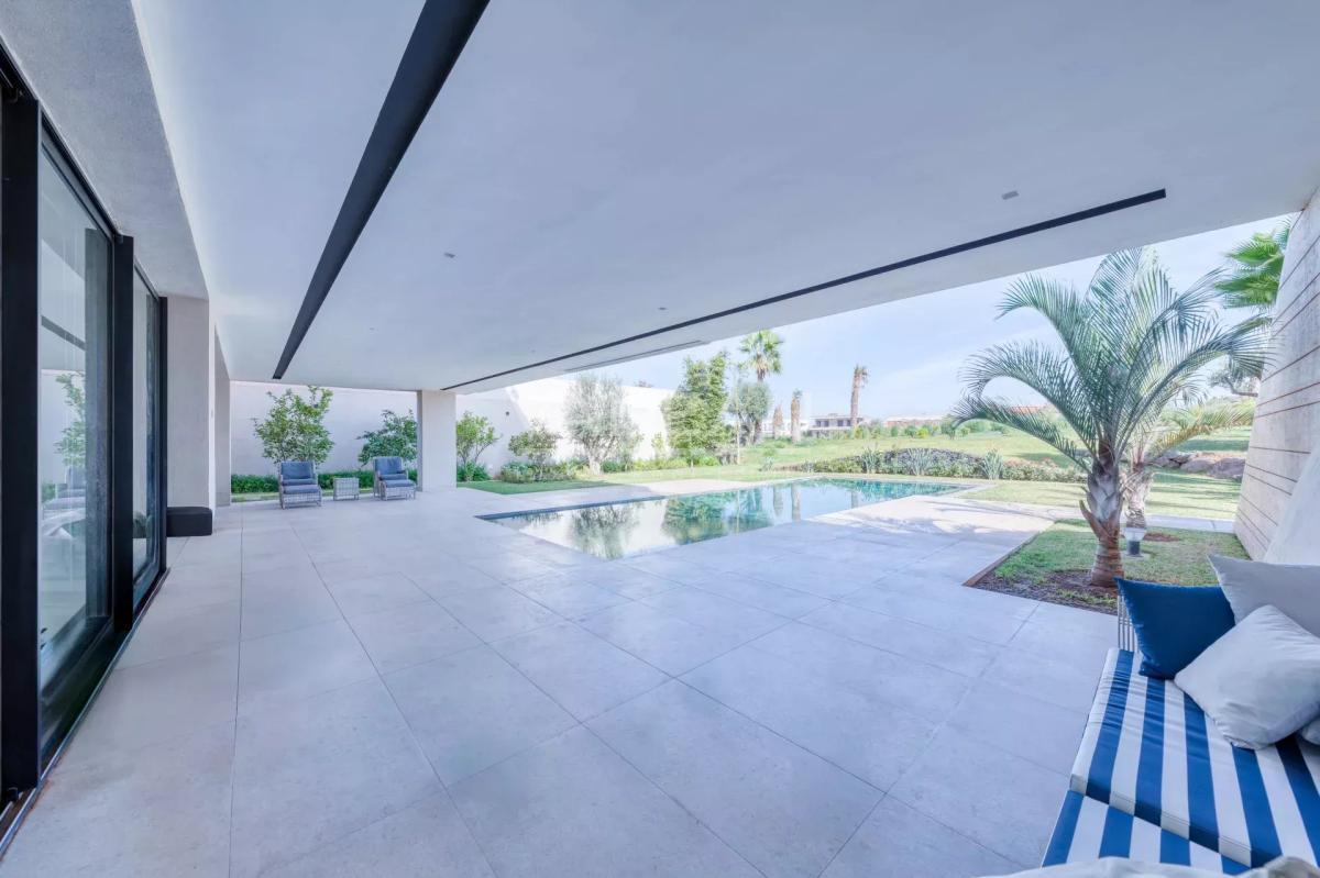 Villa au coeur d'un prestigieux golf